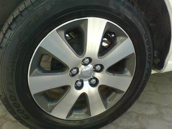2002 Toyota Premio Pictures