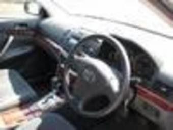 2002 Toyota Premio Pictures
