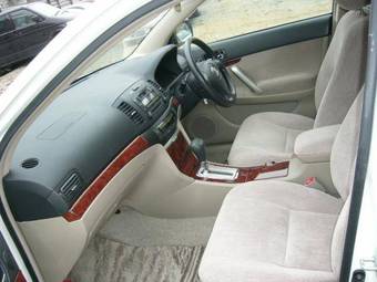 2002 Toyota Premio Images