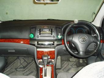 2002 Toyota Premio Wallpapers