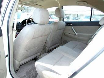 2002 Toyota Premio Pictures