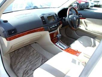 2002 Toyota Premio Pictures