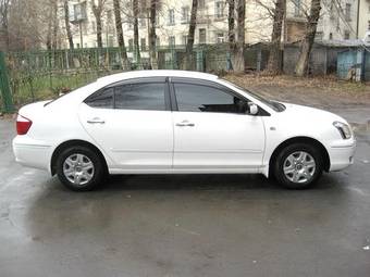 2002 Toyota Premio Pictures