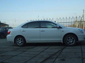 2002 Toyota Premio Photos