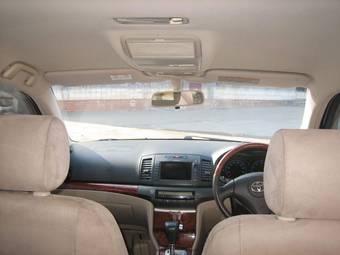 2002 Toyota Premio Photos