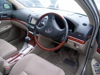 2002 Toyota Premio Photos