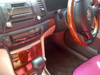 2002 Toyota Premio Photos