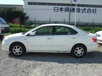 2002 Toyota Premio Photos