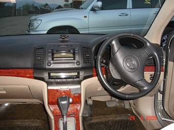 2002 Toyota Premio Photos