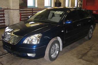 2002 Toyota Premio Pictures
