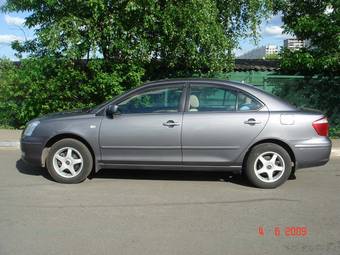 2002 Toyota Premio Pictures