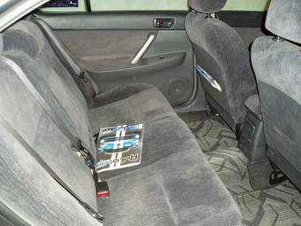 2002 Toyota Premio Photos