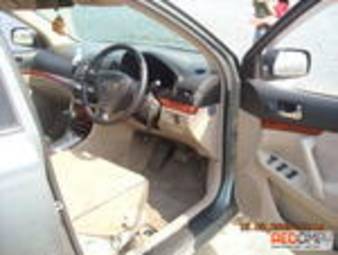 2002 Toyota Premio Pictures