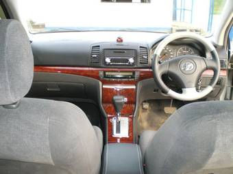 2002 Toyota Premio Pictures