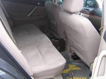 2002 Toyota Premio Photos