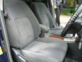 2002 Toyota Premio Pictures