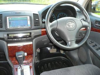 2002 Toyota Premio Photos