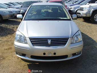 2002 Toyota Premio Pictures