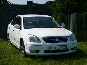 2002 Toyota Premio Photos