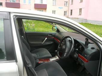 2002 Toyota Premio Pictures