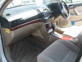 2002 Toyota Premio Pictures