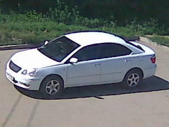 2002 Toyota Premio Photos