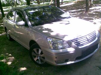 2002 Toyota Premio Pictures