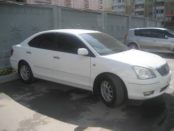 2002 Toyota Premio Photos