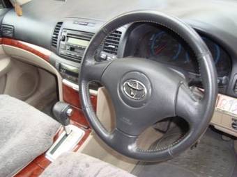 2002 Toyota Premio Photos