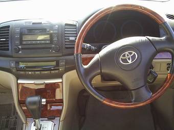 2002 Toyota Premio Images