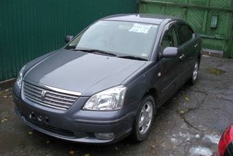 2002 Toyota Premio Photos