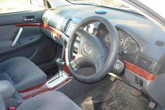 2002 Toyota Premio Photos