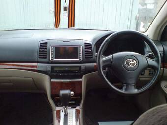 2002 Toyota Premio Pictures