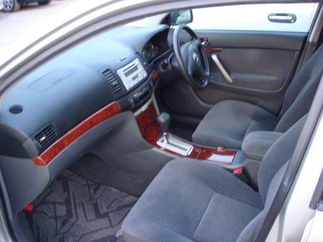 2003 Toyota Premio