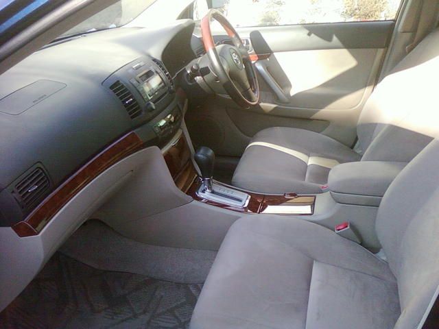 2003 Toyota Premio