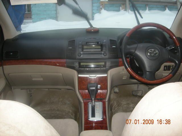 2003 Toyota Premio