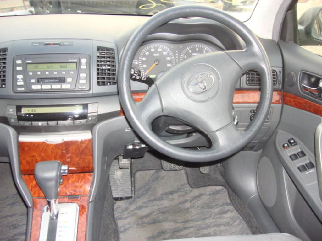 2003 Toyota Premio