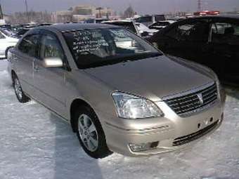 2003 Toyota Premio Pictures