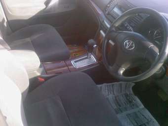 2003 Toyota Premio Photos