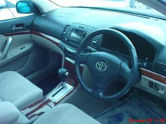 2003 Toyota Premio Pics