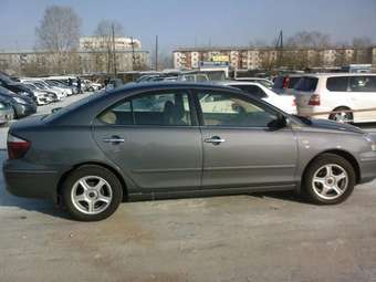 2003 Toyota Premio Pictures