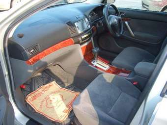 2003 Toyota Premio Photos