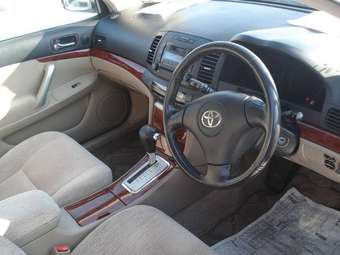 2003 Toyota Premio Images