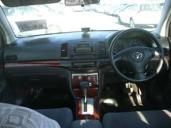 2003 Toyota Premio Photos