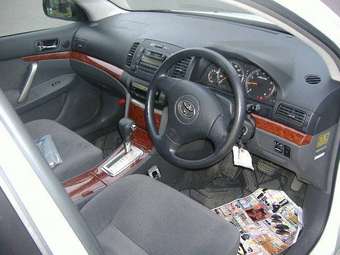 2003 Toyota Premio Pictures