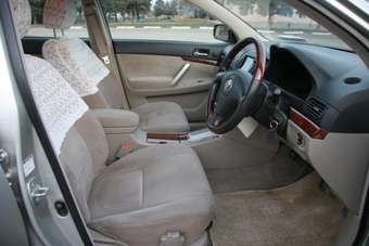 2003 Toyota Premio Photos