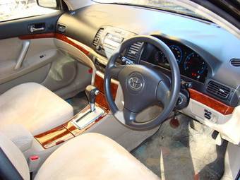 2003 Toyota Premio Pictures