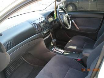2003 Toyota Premio Pictures