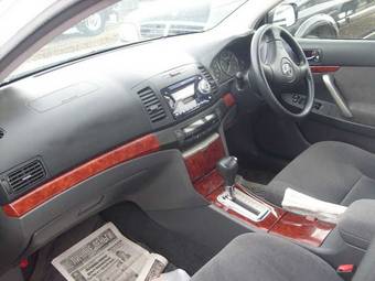 2003 Toyota Premio Pictures