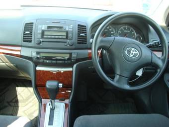 2003 Toyota Premio Pictures